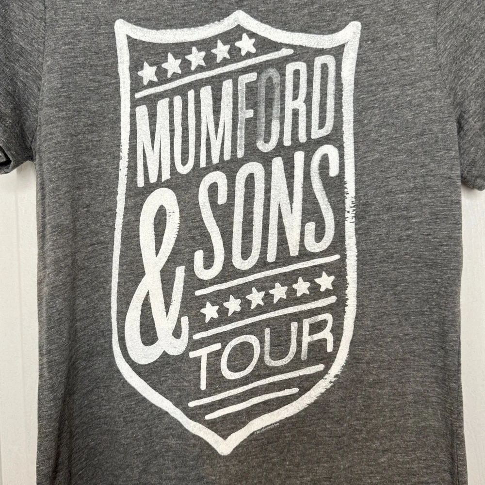 Mumford & Sons graphic tee size small - Picture 3 of 6